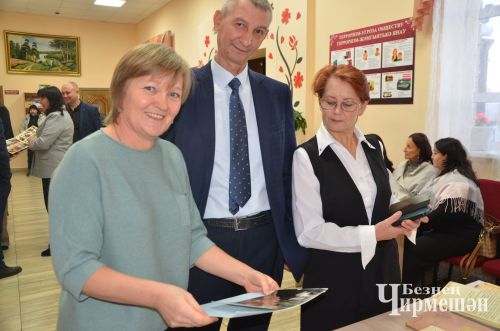 На сходе граждан в Бекет Ключе тоже были жалобы на лис (ФОТОРЕПОРТАЖ)