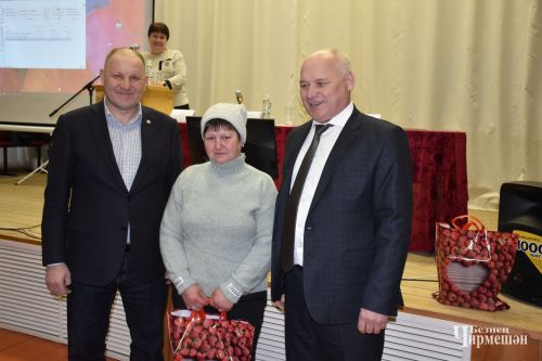 Жители Мордовско Афонькина просят сделать дороги (ФОТОРЕПОРТАЖ)
