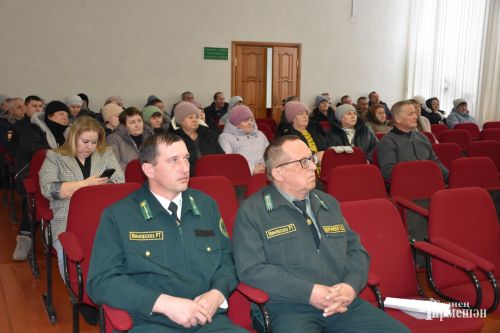 Жители Мордовско Афонькина просят сделать дороги (ФОТОРЕПОРТАЖ)