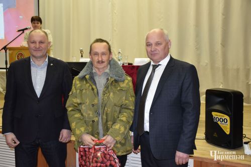 Жители Мордовско Афонькина просят сделать дороги (ФОТОРЕПОРТАЖ)