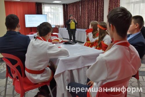 Чирмешәндә мордва яшьләренең республика форумы узды (ФОТОРЕПОРТАЖ)