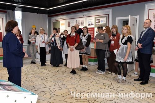 Чирмешәндә мордва яшьләренең республика форумы узды (ФОТОРЕПОРТАЖ)