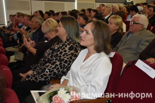 Чирмешәндә Укытучылар көненә багышланган бәйрәм узды (ФОТОРЕПОРТАЖ)