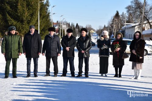 В Черемшане чествовали защитников Отечества (ФОТОРЕПОРТАЖ)