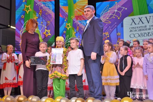 Награждение победителей районного отборочного этапа фестиваля "Созвездие" - "Йолдызлык" (ФОТОРЕПОРТАЖ)