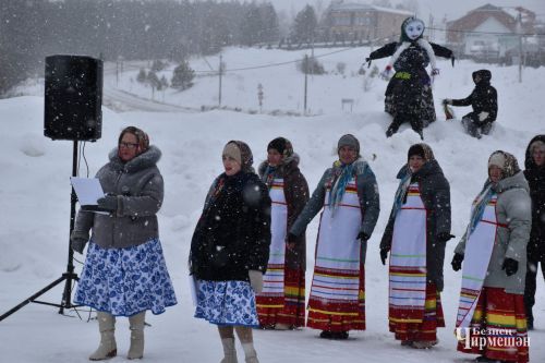 Снегопад не помеха - в Черемшане с размахом отпраздновали Масленицу (ФОТОРЕПОРТАЖ)