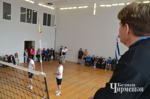 В Черемшане завершился Открытый чемпионат по волейболу среди мужских команд (ФОТОРЕПОРТАЖ)