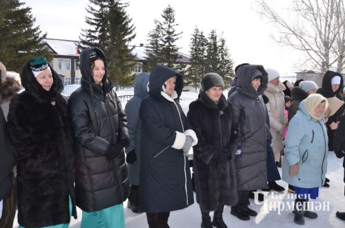 Василь Шайхразиев принял участие в открытии здания ФАП в селе Черный Ключ (ФОТОРЕПОРТАЖ)