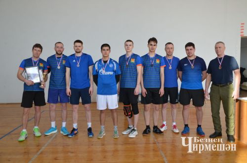 В Черемшане завершился Открытый чемпионат по волейболу среди мужских команд (ФОТОРЕПОРТАЖ)