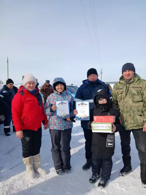 Подлёдный лов в Черемшане: особенности зимней рыбалки (ФОТОРЕПОРТАЖ)