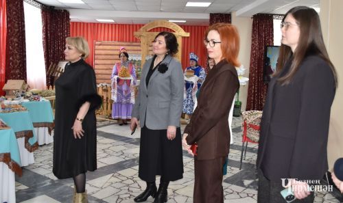 Фоторепортаж с конкурса "Секреты дружного класса"