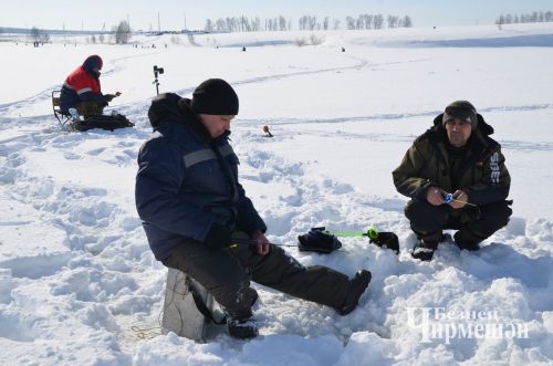 Подлёдный лов в Черемшане: особенности зимней рыбалки (ФОТОРЕПОРТАЖ)