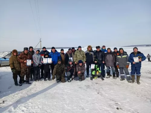 Подлёдный лов в Черемшане: особенности зимней рыбалки (ФОТОРЕПОРТАЖ)