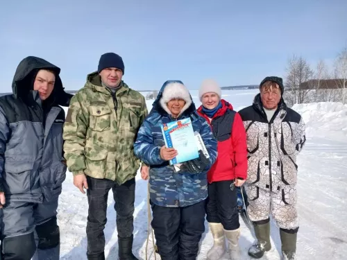 Подлёдный лов в Черемшане: особенности зимней рыбалки (ФОТОРЕПОРТАЖ)
