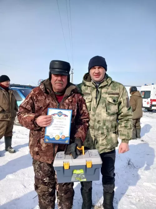 Подлёдный лов в Черемшане: особенности зимней рыбалки (ФОТОРЕПОРТАЖ)