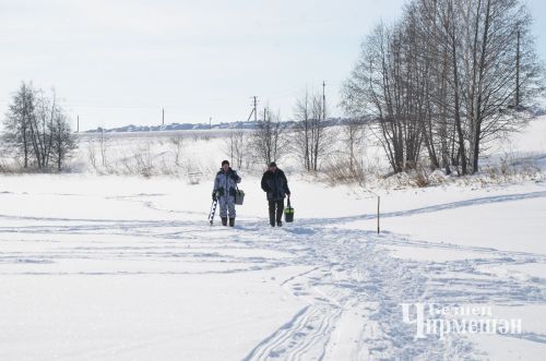 Подлёдный лов в Черемшане: особенности зимней рыбалки (ФОТОРЕПОРТАЖ)