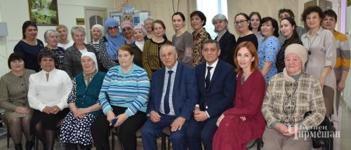 Газета, которую читают поколения: фоторепортаж с 95-летнего юбилея газеты "Безнен Чирмешэн" ("Наш Черемшан")