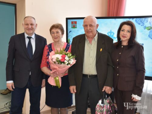 Изумрудная прочность: фоторепортаж с торжества в честь семей-долгожителей