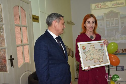 Газета, которую читают поколения: фоторепортаж с 95-летнего юбилея газеты "Безнен Чирмешэн" ("Наш Черемшан")