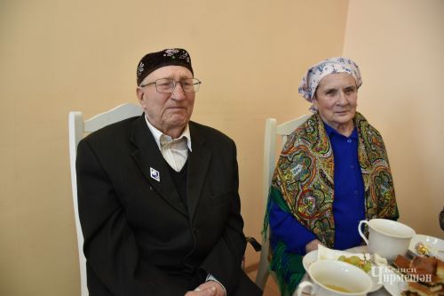 Изумрудная прочность: фоторепортаж с торжества в честь семей-долгожителей