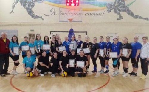 В Черемшане определились победители чемпионата по волейболу среди женщин (ФОТОРЕПОРТАЖ)