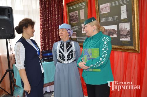 В Черемшане открылась выставка, посвященная Тукаю (ФОТОРЕПОРТАЖ)