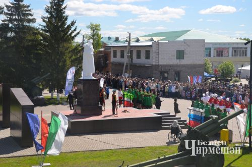 В Черемшане отметили 81 годовщину со Дня Победы (ФОТОРЕПОРТАЖ)
