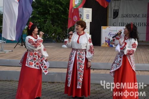 В Черемшане прошел мероприятие приуроченное ко Дню России (ФОТОРЕПОРТАЖ)