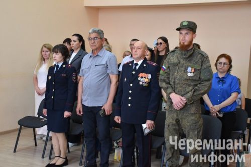 В Черемшане вновь вручили паспорта в торжественной обстановке (ФОТОРЕПОРТАЖ)
