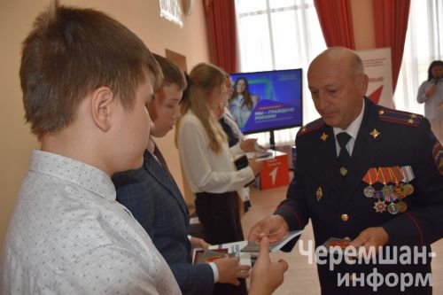 В Черемшане вновь вручили паспорта в торжественной обстановке (ФОТОРЕПОРТАЖ)