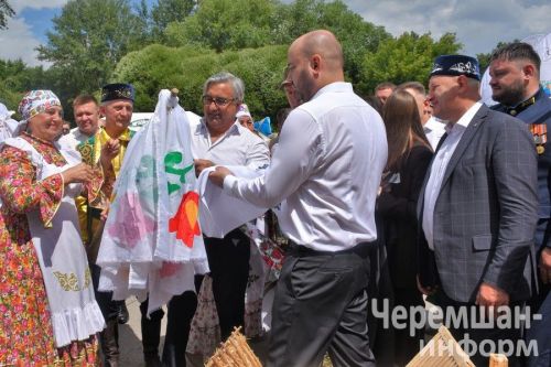 Делегация Черемшанского района приняла участие на областном Сабантуе в Самаре (ФОТОРЕПОРТАЖ)