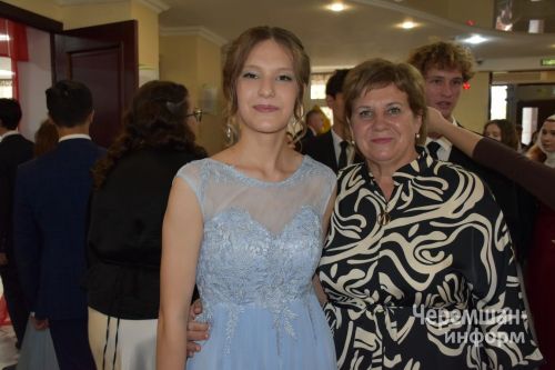 В Черемшане чествовали выпускников школ (ФОТОРЕПОРТАЖ)