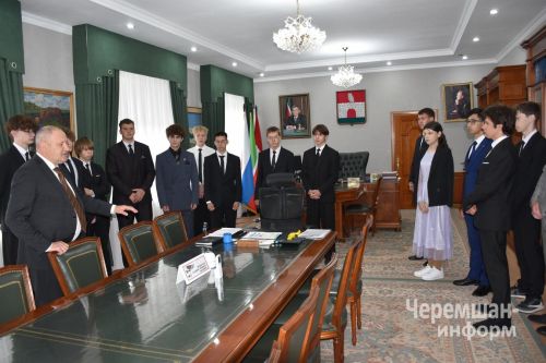 В Черемшане чествовали выпускников школ (ФОТОРЕПОРТАЖ)