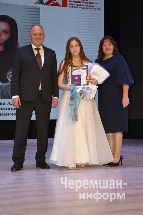 В Черемшане чествовали выпускников школ (ФОТОРЕПОРТАЖ)
