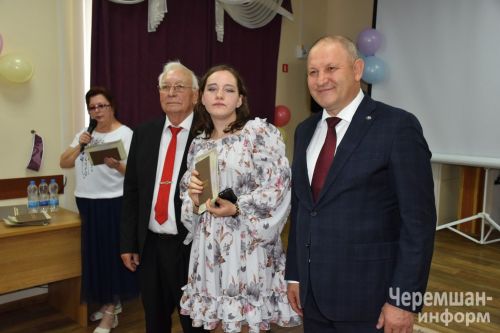 45 студентов Черемшанского аграрного техникума получили дипломы (ФОТОРЕПОРТАЖ)