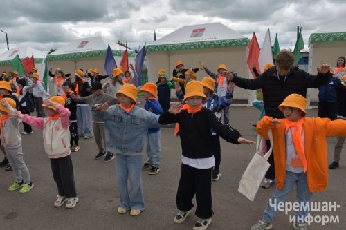 Фоторепортаж с торжественного закрытия четвертого сезона проекта "Эйдэ"