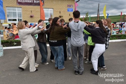 Фоторепортаж с торжественного закрытия четвертого сезона проекта "Эйдэ"