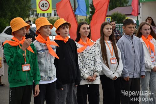 Фоторепортаж с торжественного закрытия четвертого сезона проекта "Эйдэ"