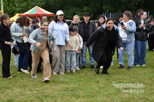 Сабантуй в Черемшане 2026 - национальные игры и борьба (ФОТОРЕПОРТАЖ)