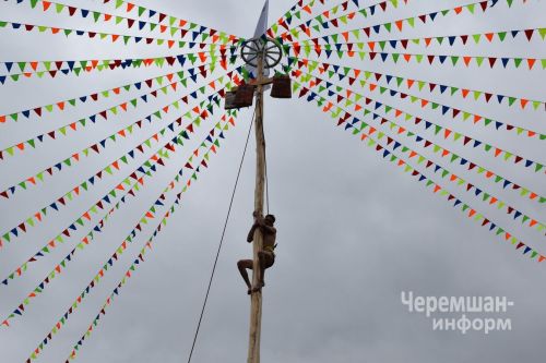 Сабантуй в Черемшане 2026 - национальные игры и борьба (ФОТОРЕПОРТАЖ)