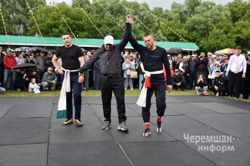 Сабантуй в Черемшане 2026 - национальные игры и борьба (ФОТОРЕПОРТАЖ)