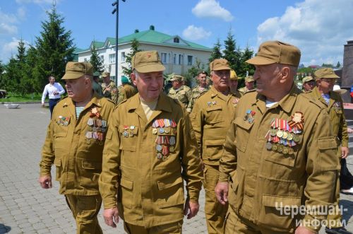 Чирмешәндә хәрби хәрәкәтләр ветераннары очрашты (ФОТОРЕПОРТАЖ)