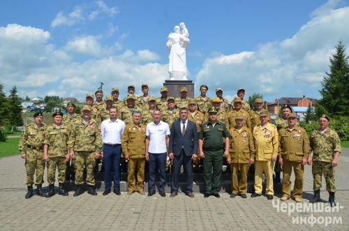 Чирмешәндә хәрби хәрәкәтләр ветераннары очрашты (ФОТОРЕПОРТАЖ)