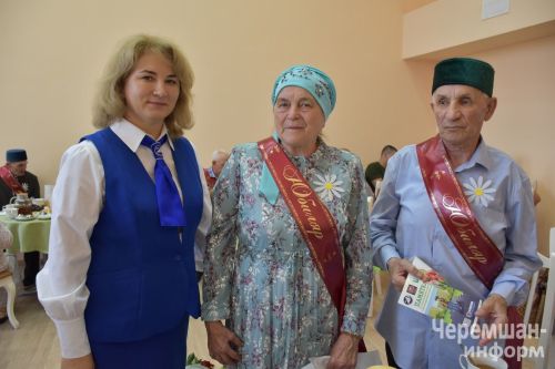 Чествование семей - юбиляров в Черемшане (ФОТОРЕПОРТАЖ)