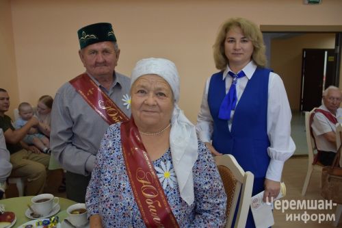 Чествование семей - юбиляров в Черемшане (ФОТОРЕПОРТАЖ)
