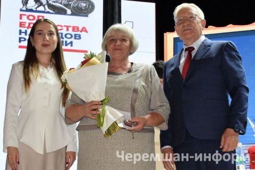 Чирмешәндә укытучыларны хөрмәтләделәр (ФОТОРЕПОРТАЖ)