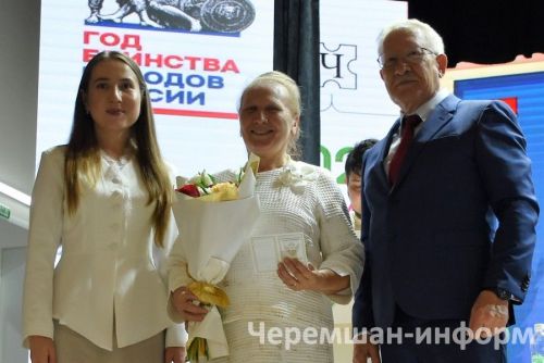 Чирмешәндә укытучыларны хөрмәтләделәр (ФОТОРЕПОРТАЖ)