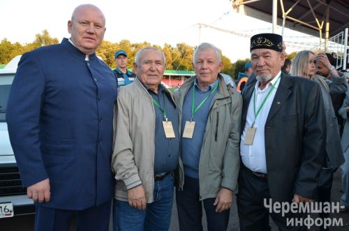 Самые яркие моменты с празднования Дня работников нефтяной и газовой промышленности в Черемшане (ФОТОРЕПОРТАЖ)