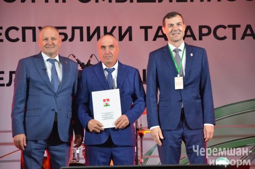 Самые яркие моменты с празднования Дня работников нефтяной и газовой промышленности в Черемшане (ФОТОРЕПОРТАЖ)