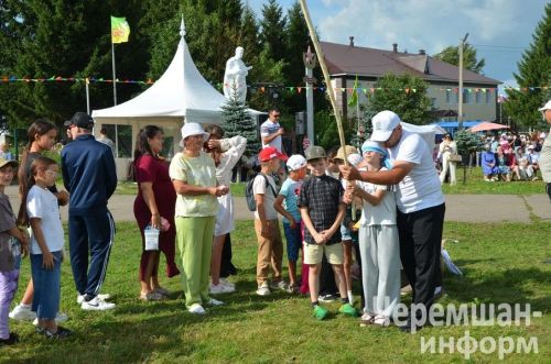 Туйметкинцы и в этом году встретились на Дне села (ФОТОРЕПОРТАЖ)